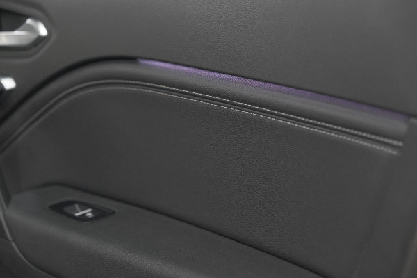 Renault Captur 1.6 E-Tech full hybrid 145 techno | Pack Full Screen | Camera | Navigatie | Allseason Banden