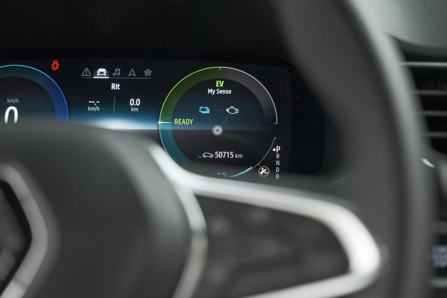 Renault Captur 1.6 E-Tech full hybrid 145 techno | Pack Full Screen | Camera | Navigatie | Allseason Banden