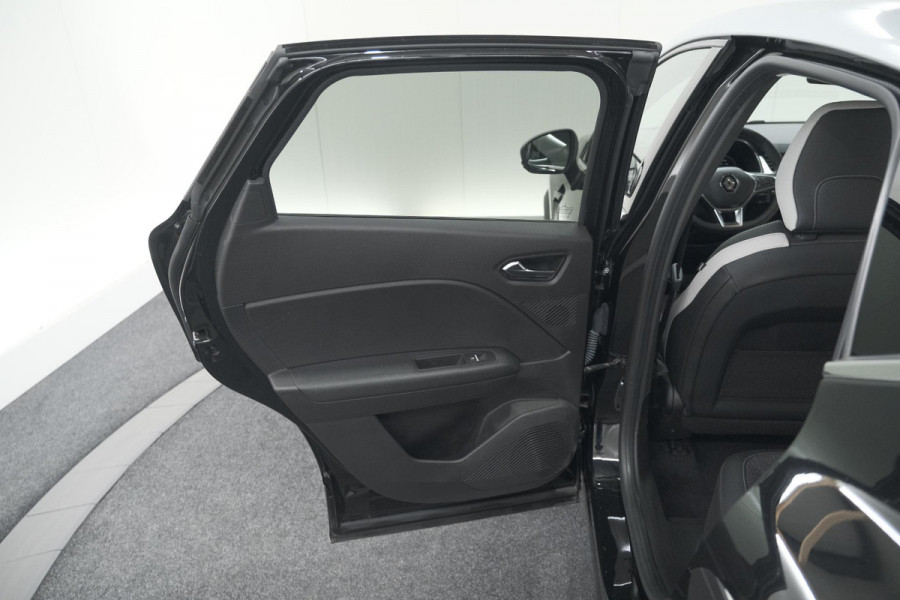 Renault Captur 1.6 E-Tech full hybrid 145 techno | Pack Full Screen | Camera | Navigatie | Allseason Banden