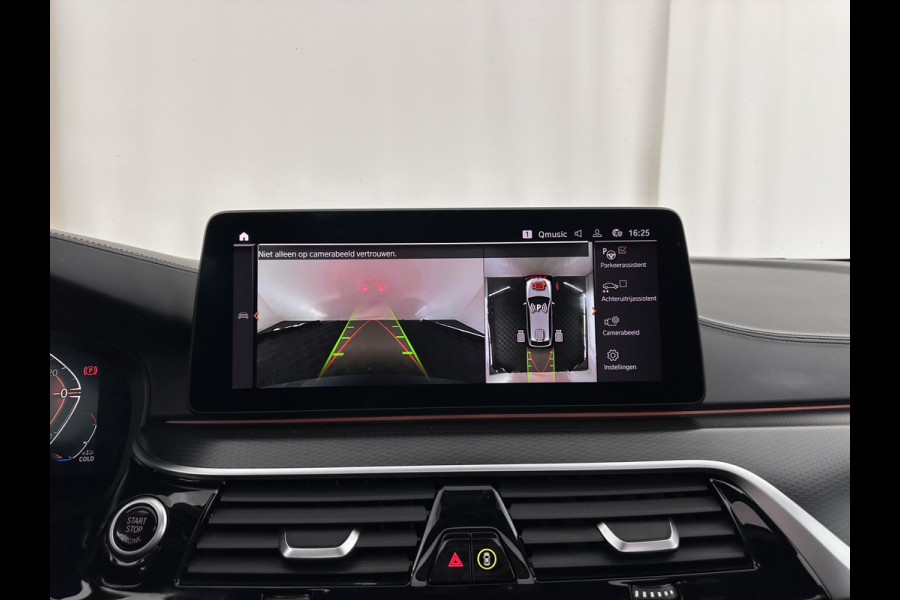 BMW 5 Serie Touring 530d M-Sportpack High Executive Edition (INCL-BTW) Aut. *PANO | LASERLIGHT | LEATHER | TOPVIEW | HARMAN/KARDON |  ADAPTIVE-CRUISE | BLINDSPOT | HEATED-COMFORTSEATS | KEYLESS | DAB | DIGI-COCKPIT | PRIVACY-GLASS | SHIFTPADDLES | ...