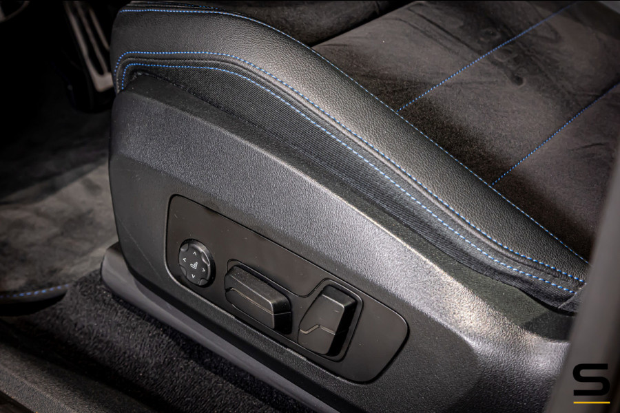 BMW iX1 XDrive30 Launch Edition 67 kWh|M-sport|Pano|H&K|NAP