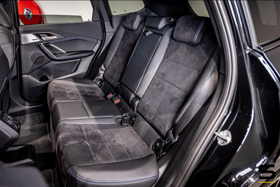 BMW iX1 XDrive30 Launch Edition 67 kWh|M-sport|Pano|H&K|NAP