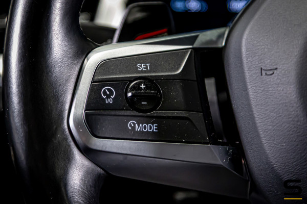 BMW iX1 XDrive30 Launch Edition 67 kWh|M-sport|Pano|H&K|NAP