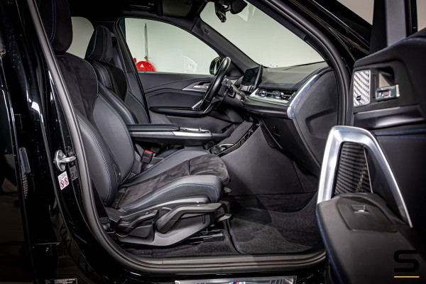 BMW iX1 XDrive30 Launch Edition 67 kWh|M-sport|Pano|H&K|NAP