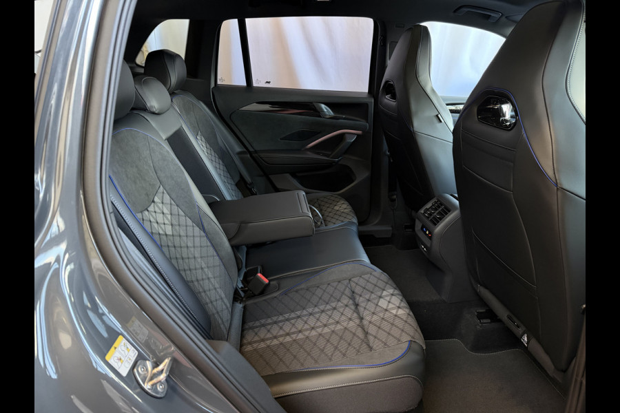 Volkswagen Tiguan 1.5 eHYBRID 272 PK R-LINE VW.TREKHAAK BLACK PANO XL.NAVI STOEL/STUUR VERW. BLACK.STYLE 360.CAM ELEK.KLEP MATRIX.LED 20''LMV MASS PHEV PLUG IN HYBRID ✅Top Auto's Wijchen , 30 Jaar Specialist in Volkswagen  : Alle Type's : R-Line Edition / Style / First Edition / Highline / Life , Zowel PHEV / HEV / MHEV / Benzine ✅
