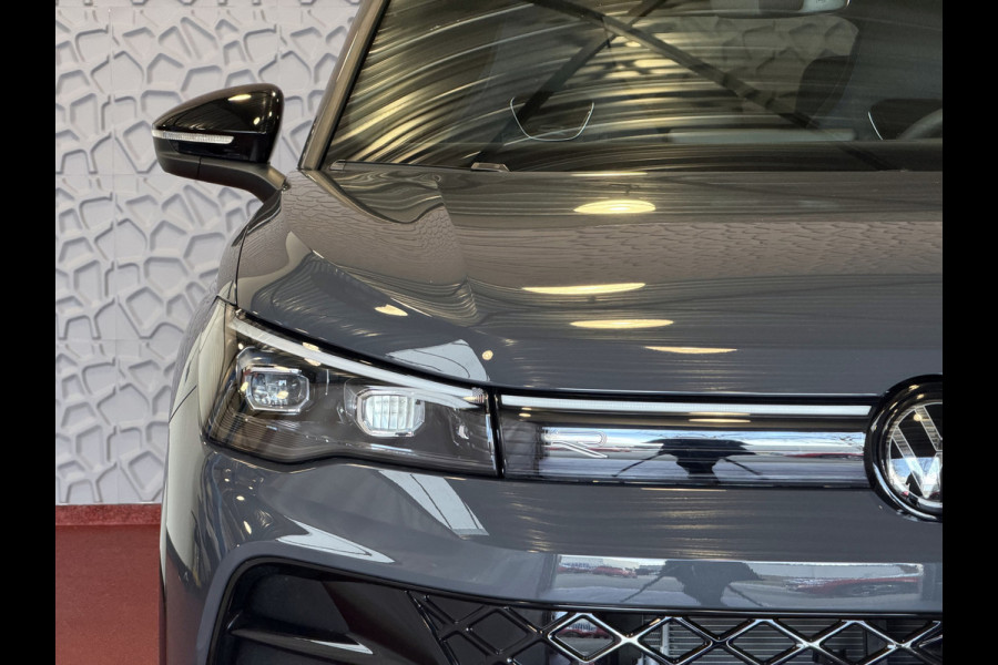 Volkswagen Tiguan 1.5 eHYBRID 272 PK R-LINE VW.TREKHAAK BLACK PANO XL.NAVI STOEL/STUUR VERW. BLACK.STYLE 360.CAM ELEK.KLEP MATRIX.LED 20''LMV MASS PHEV PLUG IN HYBRID ✅Top Auto's Wijchen , 30 Jaar Specialist in Volkswagen  : Alle Type's : R-Line Edition / Style / First Edition / Highline / Life , Zowel PHEV / HEV / MHEV / Benzine ✅