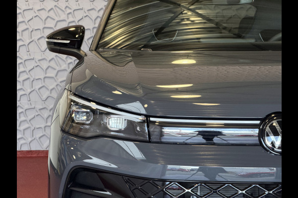 Volkswagen Tiguan 1.5 eHYBRID 272 PK R-LINE VW.TREKHAAK BLACK PANO XL.NAVI STOEL/STUUR VERW. BLACK.STYLE 360.CAM ELEK.KLEP MATRIX.LED 20''LMV MASS PHEV PLUG IN HYBRID ✅Top Auto's Wijchen , 30 Jaar Specialist in Volkswagen  : Alle Type's : R-Line Edition / Style / First Edition / Highline / Life , Zowel PHEV / HEV / MHEV / Benzine ✅