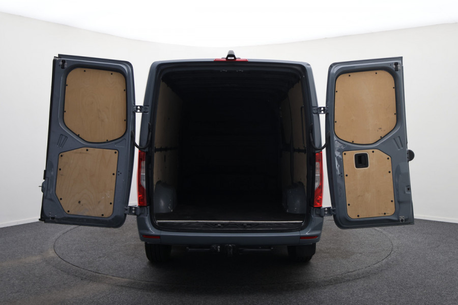 Mercedes-Benz Sprinter 317 CDI Automaat L2H1 3-Zits, Cruise, Camera, Apple Carplay, LED, Zonneklep, DAB, Trekhaak, 18''