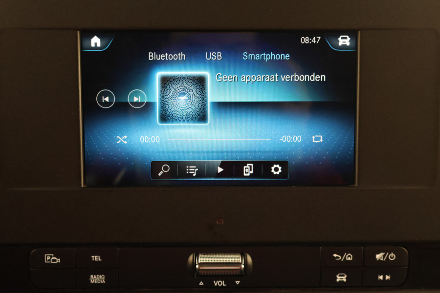 Mercedes-Benz Sprinter 317 CDI Automaat L2H1 3-Zits, Cruise, Camera, Apple Carplay, LED, Zonneklep, DAB, Trekhaak, 18''