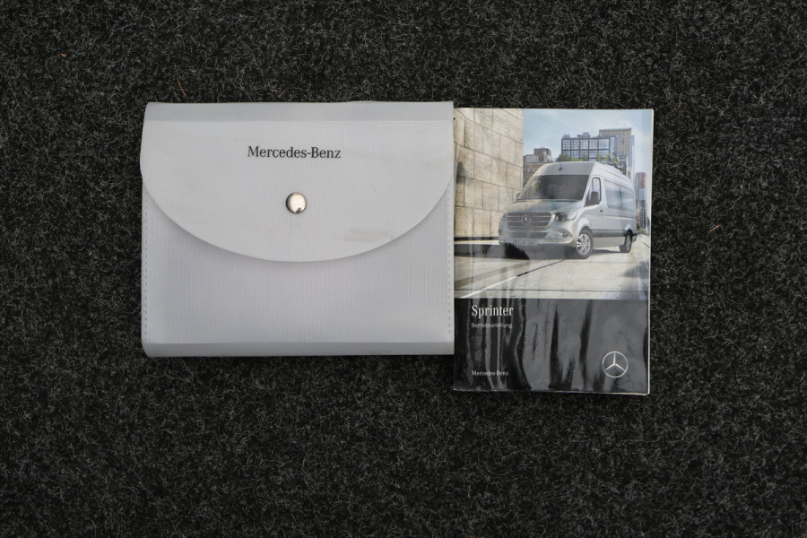 Mercedes-Benz Sprinter 317 CDI Automaat L2H1 3-Zits, Cruise, Camera, Apple Carplay, LED, Zonneklep, DAB, Trekhaak, 18''