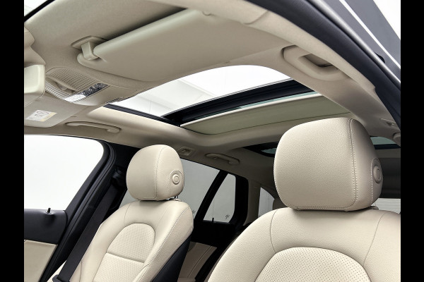 Mercedes-Benz C-Klasse Estate 180 Business Solution Avantgarde Trekhaak | Panoramadak | Multi spaaks lichtmetalen velgen | Navigatie | Parking support | Inclusief 24 maanden MB Certified garantie voor Europa.
