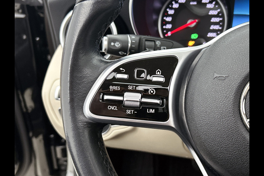 Mercedes-Benz C-Klasse Estate 180 Business Solution Avantgarde Trekhaak | Panoramadak | Multi spaaks lichtmetalen velgen | Navigatie | Parking support | Inclusief 24 maanden MB Certified garantie voor Europa.