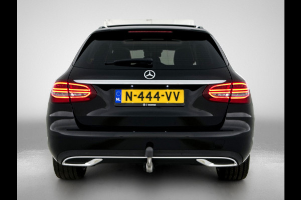 Mercedes-Benz C-Klasse Estate 180 Business Solution Avantgarde Trekhaak | Panoramadak | Multi spaaks lichtmetalen velgen | Navigatie | Parking support | Inclusief 24 maanden MB Certified garantie voor Europa.