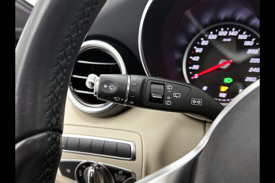 Mercedes-Benz C-Klasse Estate 180 Business Solution Avantgarde Trekhaak | Panoramadak | Multi spaaks lichtmetalen velgen | Navigatie | Parking support | Inclusief 24 maanden MB Certified garantie voor Europa.