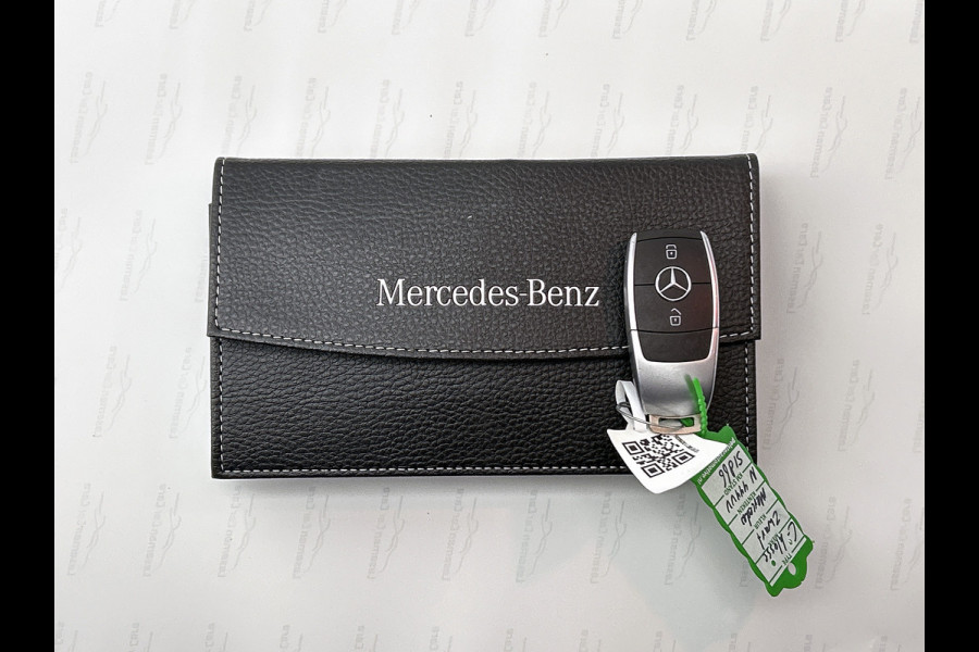 Mercedes-Benz C-Klasse Estate 180 Business Solution Avantgarde Trekhaak | Panoramadak | Multi spaaks lichtmetalen velgen | Navigatie | Parking support | Inclusief 24 maanden MB Certified garantie voor Europa.