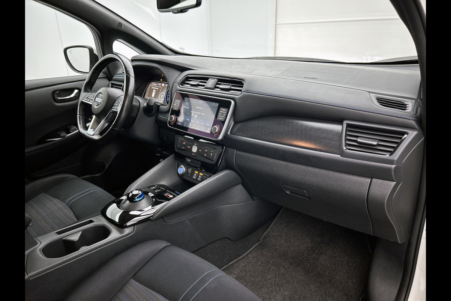 Nissan Leaf Electric+ 62kWh SOH 94% / Pdc.+Camera /Navigatie / Airco-ecc./ Stoelverwarming / Apk 09-2026