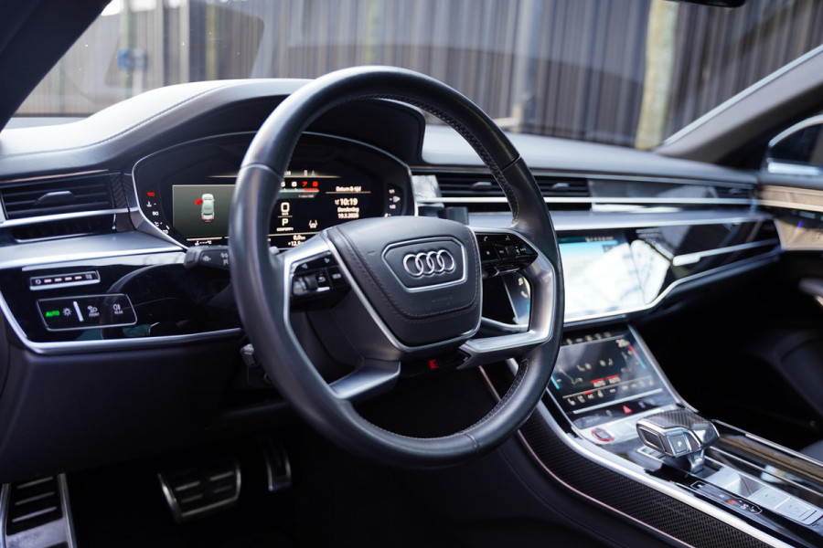 Audi S8 4.0 TFSI Quattro B&O / Active Chassis / NL-Auto