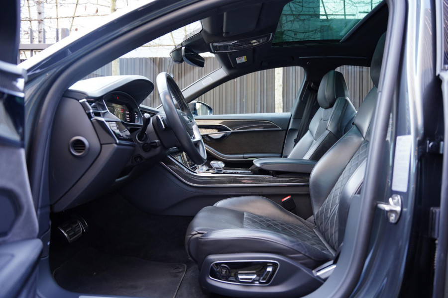 Audi S8 4.0 TFSI Quattro B&O / Active Chassis / NL-Auto