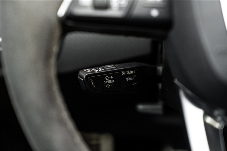 Audi RS4 Avant 2.9 TFSI Quattro | Keramisch | ACC | Carbon | Pano | B&O | 360 Camera | 20''