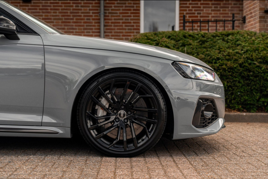 Audi RS4 Avant 2.9 TFSI Quattro | Keramisch | ACC | Carbon | Pano | B&O | 360 Camera | 20''