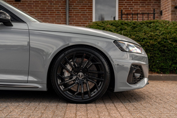 Audi RS4 Avant 2.9 TFSI Quattro | Keramisch | ACC | Carbon | Pano | B&O | 360 Camera | 20''