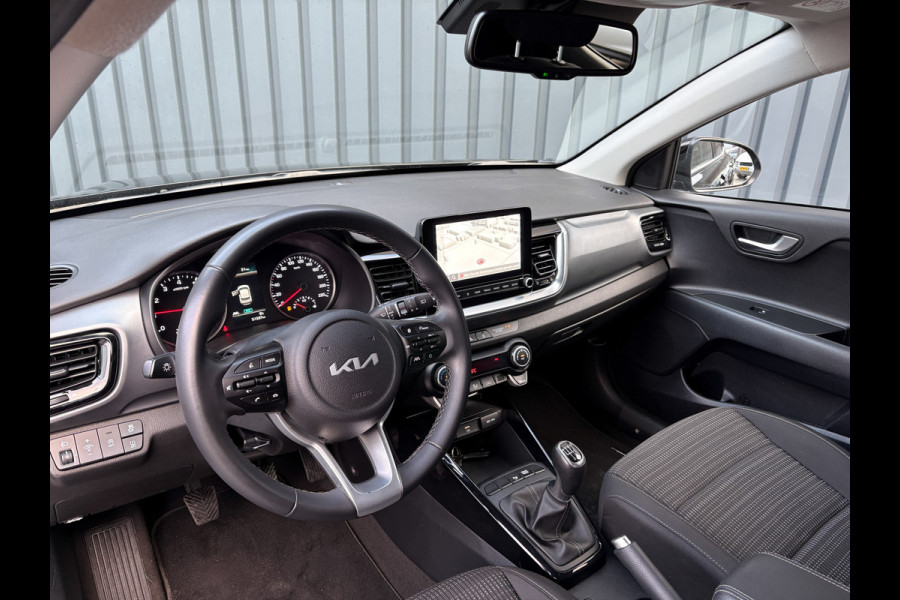 Kia Stonic 1.0 T-GDi MHEV DynamicPlusLine | Trekhaak | Camera | Prijs Rijklaar!!