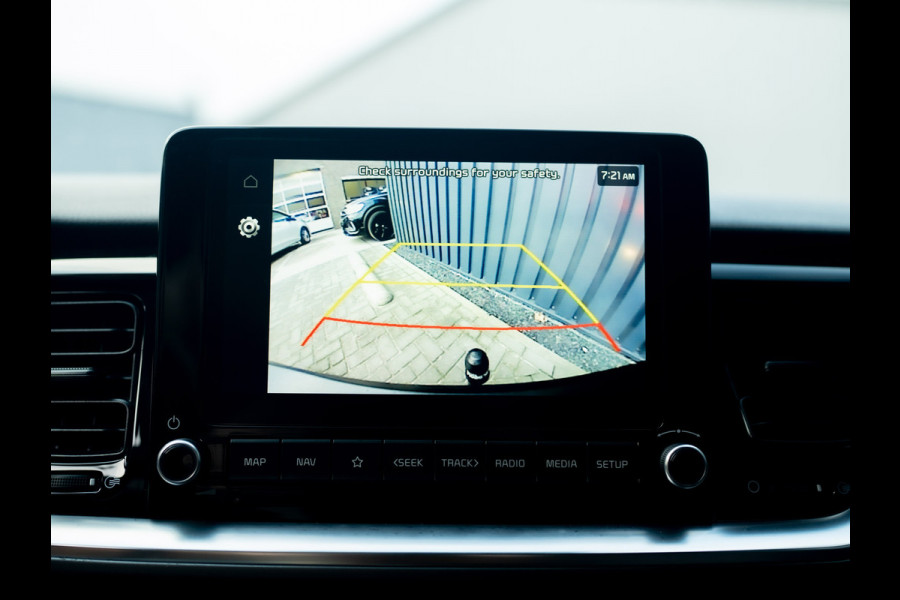 Kia Stonic 1.0 T-GDi MHEV DynamicPlusLine | Trekhaak | Camera | Prijs Rijklaar!!