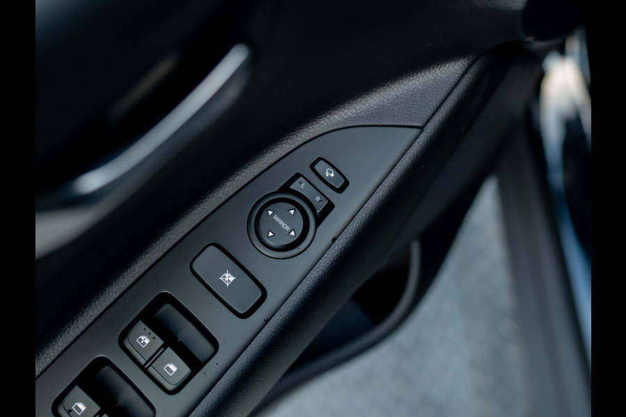 Kia Stonic 1.0 T-GDi MHEV DynamicPlusLine | Trekhaak | Camera | Prijs Rijklaar!!