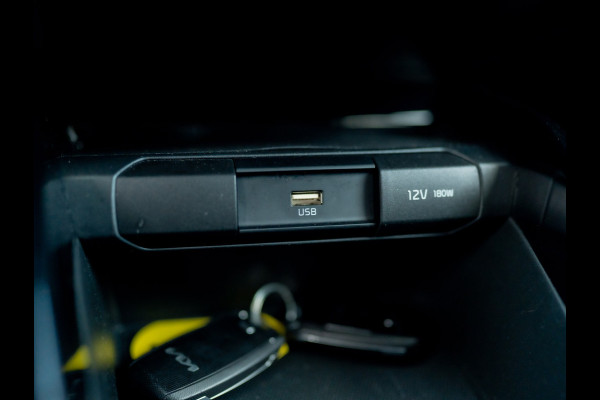 Kia Stonic 1.0 T-GDi MHEV DynamicPlusLine | Trekhaak | Camera | Prijs Rijklaar!!