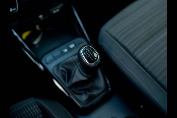 Kia Stonic 1.0 T-GDi MHEV DynamicPlusLine | Trekhaak | Camera | Prijs Rijklaar!!