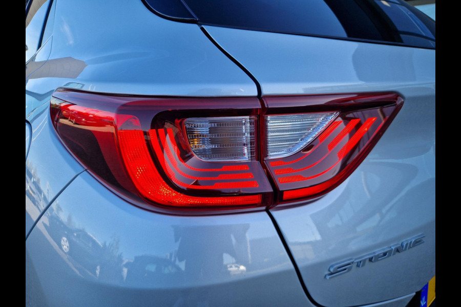 Kia Stonic 1.0 T-GDi MHEV GT-Line | Stoelverwarming | Climate | Key-Less | Cruise | Licht- en Regensensor |