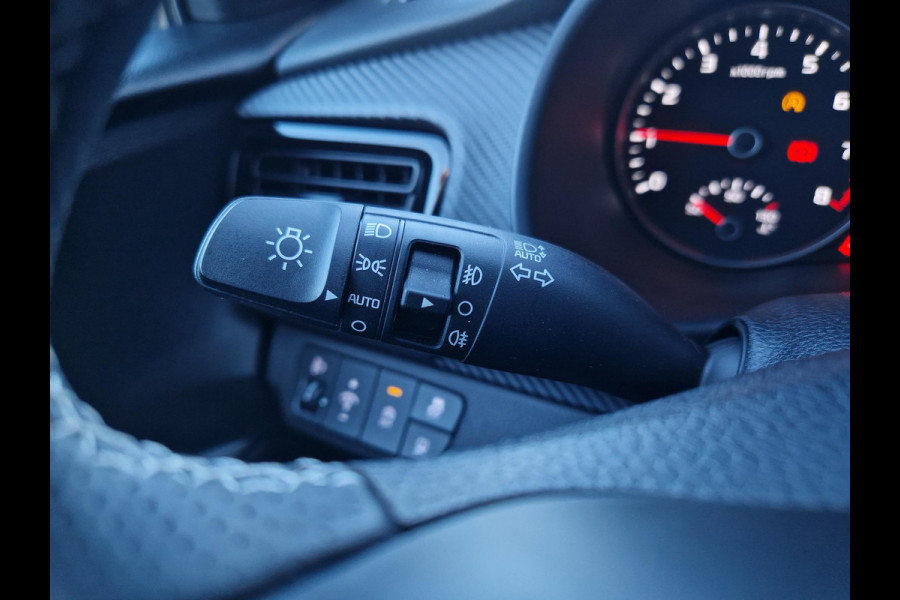 Kia Stonic 1.0 T-GDi MHEV GT-Line | Stoelverwarming | Climate | Key-Less | Cruise | Licht- en Regensensor |