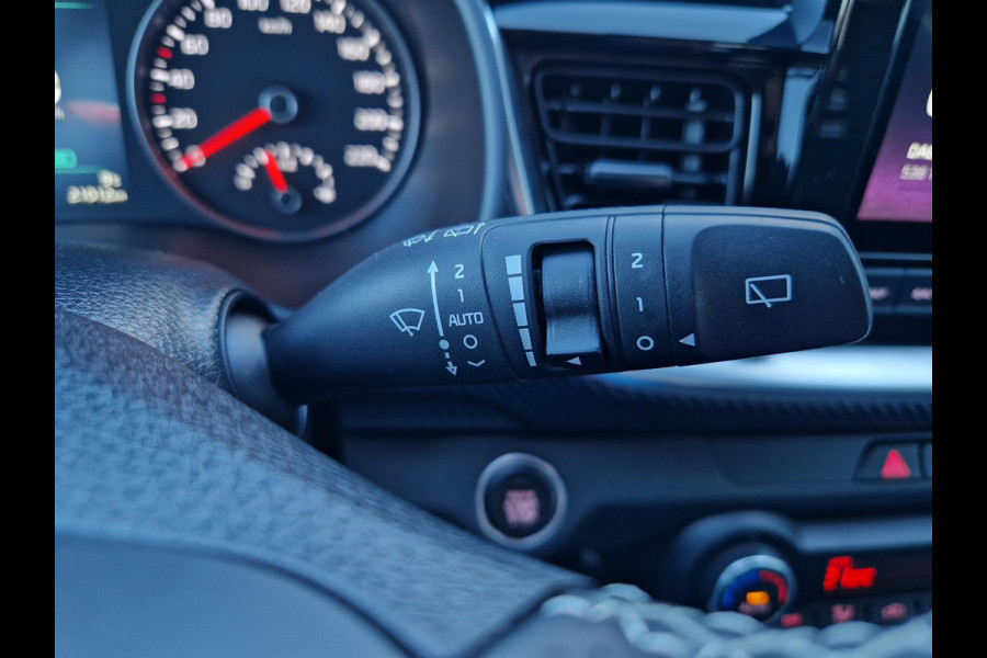 Kia Stonic 1.0 T-GDi MHEV GT-Line | Stoelverwarming | Climate | Key-Less | Cruise | Licht- en Regensensor |