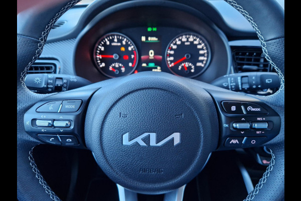 Kia Stonic 1.0 T-GDi MHEV GT-Line | Stoelverwarming | Climate | Key-Less | Cruise | Licht- en Regensensor |