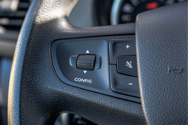 Peugeot Expert 2.0 BlueHDI 150 PK L3H1 | Head-up display | Camera | Carplay | Adapt.Cruise | PDC