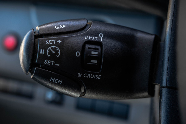 Peugeot Expert 2.0 BlueHDI 150 PK L3H1 | Head-up display | Camera | Carplay | Adapt.Cruise | PDC