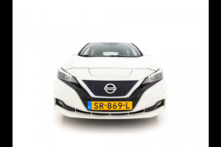 Nissan Leaf Acenta 40 kWh (INCL-BTW) Aut. *HEATPUMP | ADAPTIVE-CRUISE | KEYLESS | TOPVIEW | NAVI-FULLMAP | BLINDSPOT | DAB+ | HEATED-COMFORTSEATS | DIGI-COCKPIT | PRIVACYGLASS | 16"ALU*