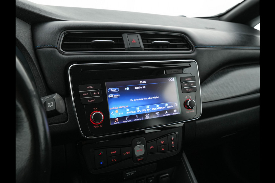 Nissan Leaf Acenta 40 kWh (INCL-BTW) Aut. *HEATPUMP | ADAPTIVE-CRUISE | KEYLESS | TOPVIEW | NAVI-FULLMAP | BLINDSPOT | DAB+ | HEATED-COMFORTSEATS | DIGI-COCKPIT | PRIVACYGLASS | 16"ALU*