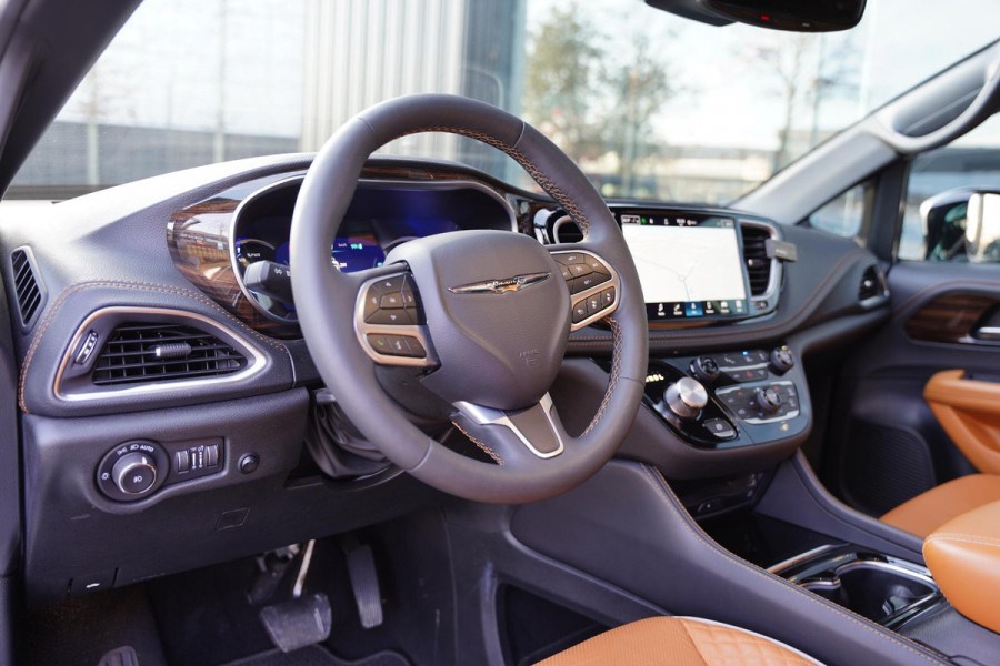 Chrysler Pacifica 3.6 V6 Hybrid GERESERVEERD