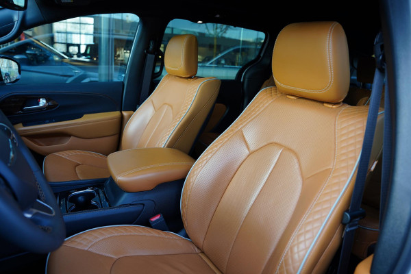 Chrysler Pacifica 3.6 V6 Hybrid GERESERVEERD