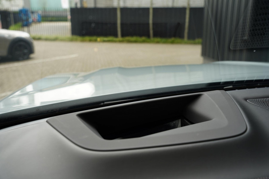 BMW X7 M 60 I X DRIVE 6 P / Individual / Sky Lounge / BTW