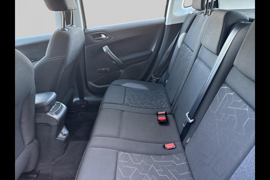 Peugeot 2008 1.2 PureTech Active | Distributieriem vervangen bij 130.000KM