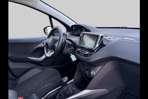 Peugeot 2008 1.2 PureTech Active | Distributieriem vervangen bij 130.000KM