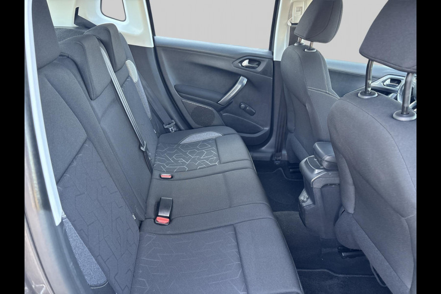 Peugeot 2008 1.2 PureTech Active | Distributieriem vervangen bij 130.000KM