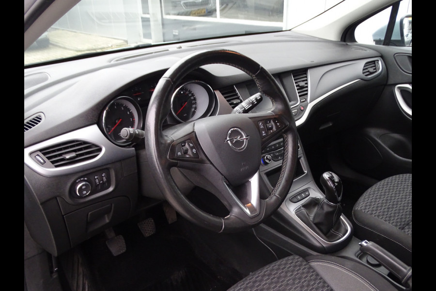 Opel Astra 1.2 Business Edition, Cruise Control, Camera, Navi, NL/NAP!