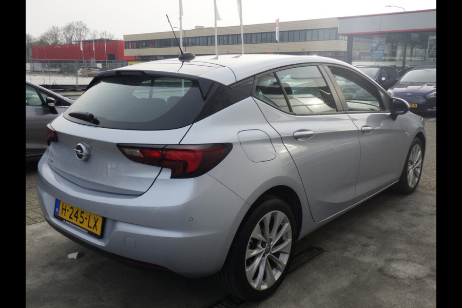Opel Astra 1.2 Business Edition, Cruise Control, Camera, Navi, NL/NAP!