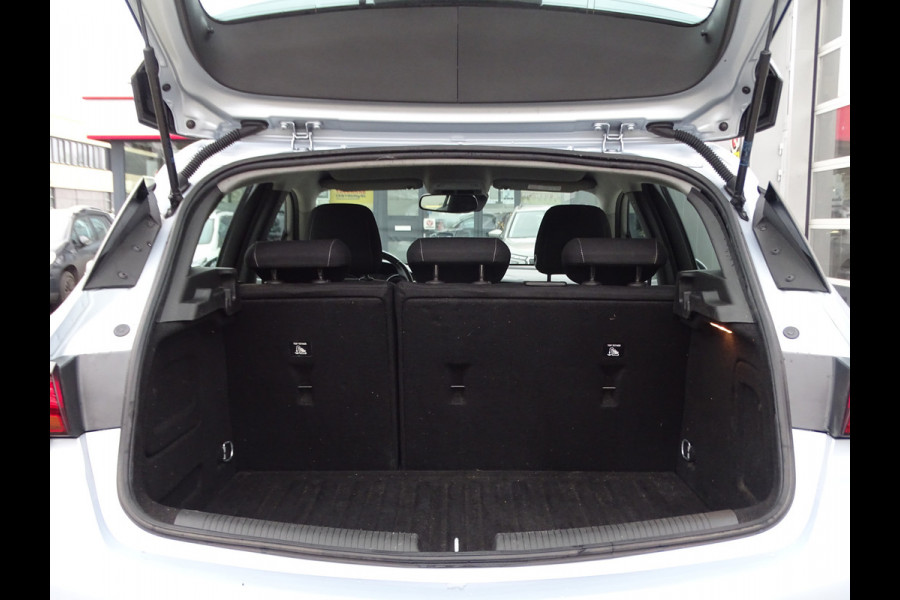 Opel Astra 1.2 Business Edition, Cruise Control, Camera, Navi, NL/NAP!