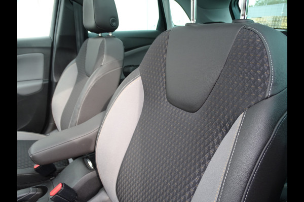 Opel Crossland X 1.2 Turbo Innovation, Panodak, Cruise, Navi,Trekhk, Zeer Compleet!