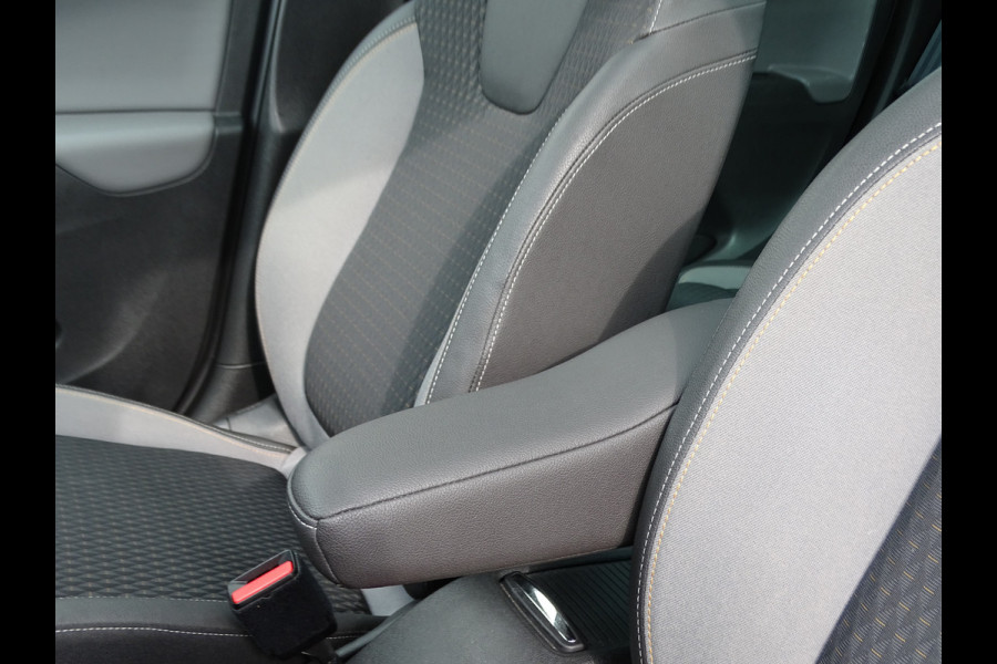 Opel Crossland X 1.2 Turbo Innovation, Panodak, Cruise, Navi,Trekhk, Zeer Compleet!