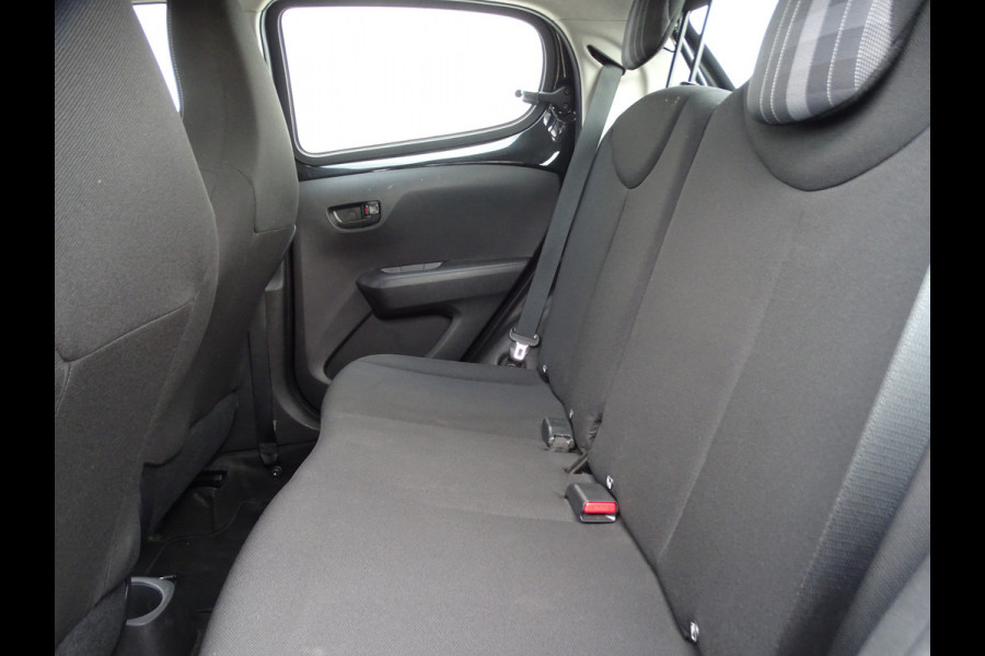 Peugeot 108 1.0 e-VTi AIRCO Active, NL/NAP, 5 DRS, Elek Ramen!